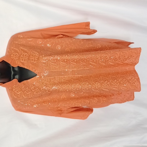 Royal Moda Boho Embroidered & Sequin Tunic Size XL, 24" pit to pit,  31" long - Picture 1 of 7